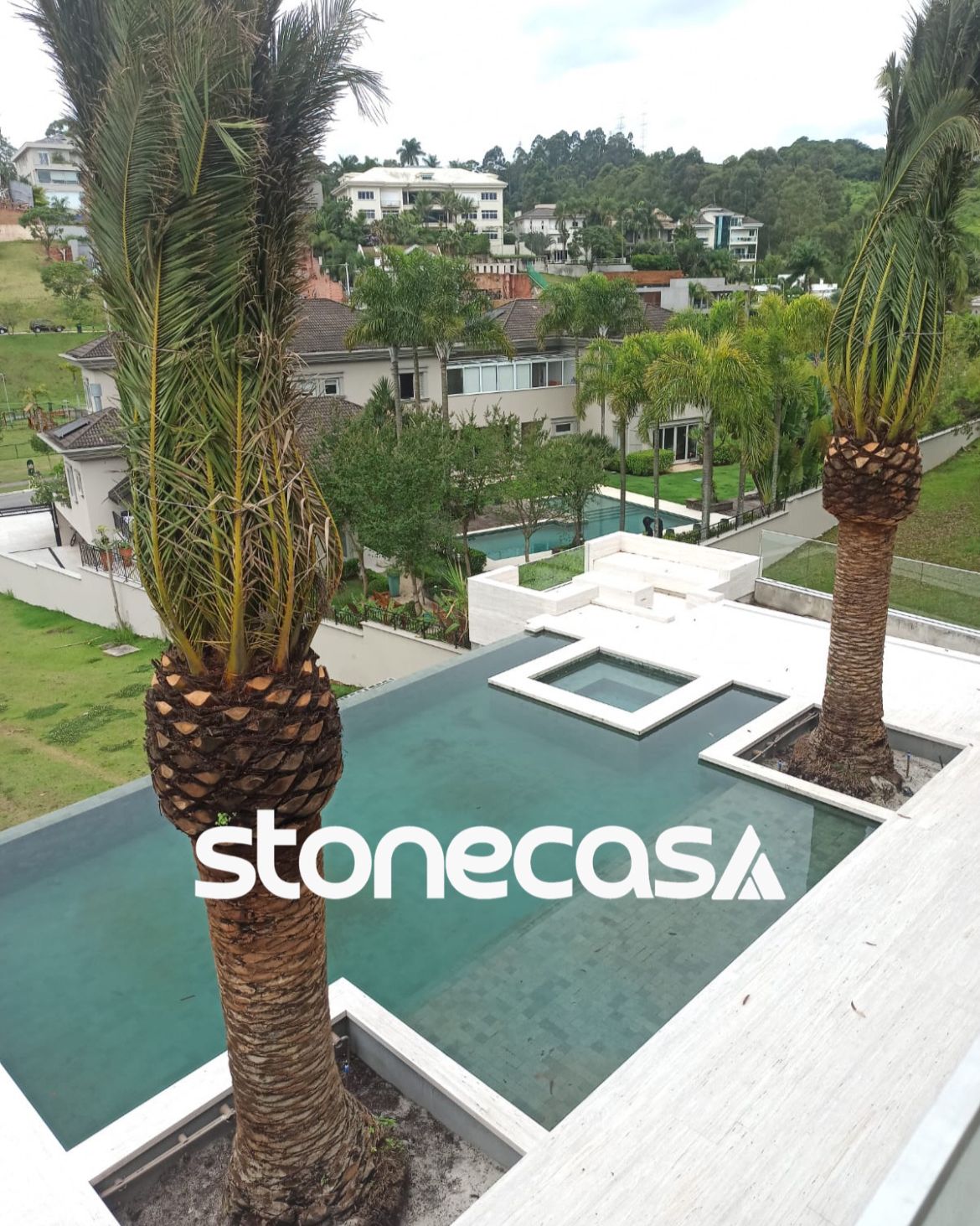 Pedra Hijau | Piscinas e Áreas Submersas Stone Casa® — Pedras Naturais Eco-Friendly Pedra Hijau — Piscinas e Áreas Submersas Stone Casa® eco-friendly